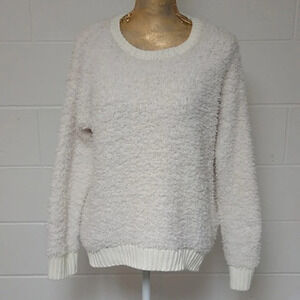 FILLY FLAIR LIGHT & FLUFFY CREW NECK CREAM SWEATER